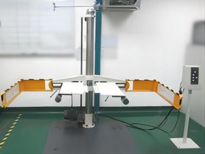 Höhe des Falltesters: 0,3 m bis 1,5 m